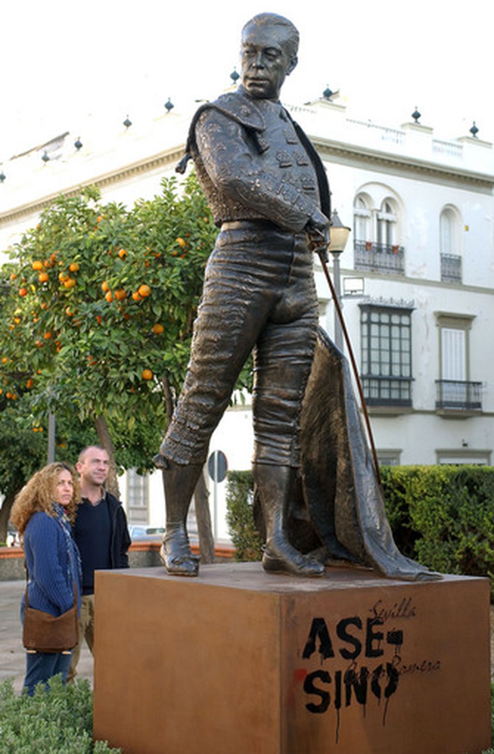 Cenizas junto a un estoque