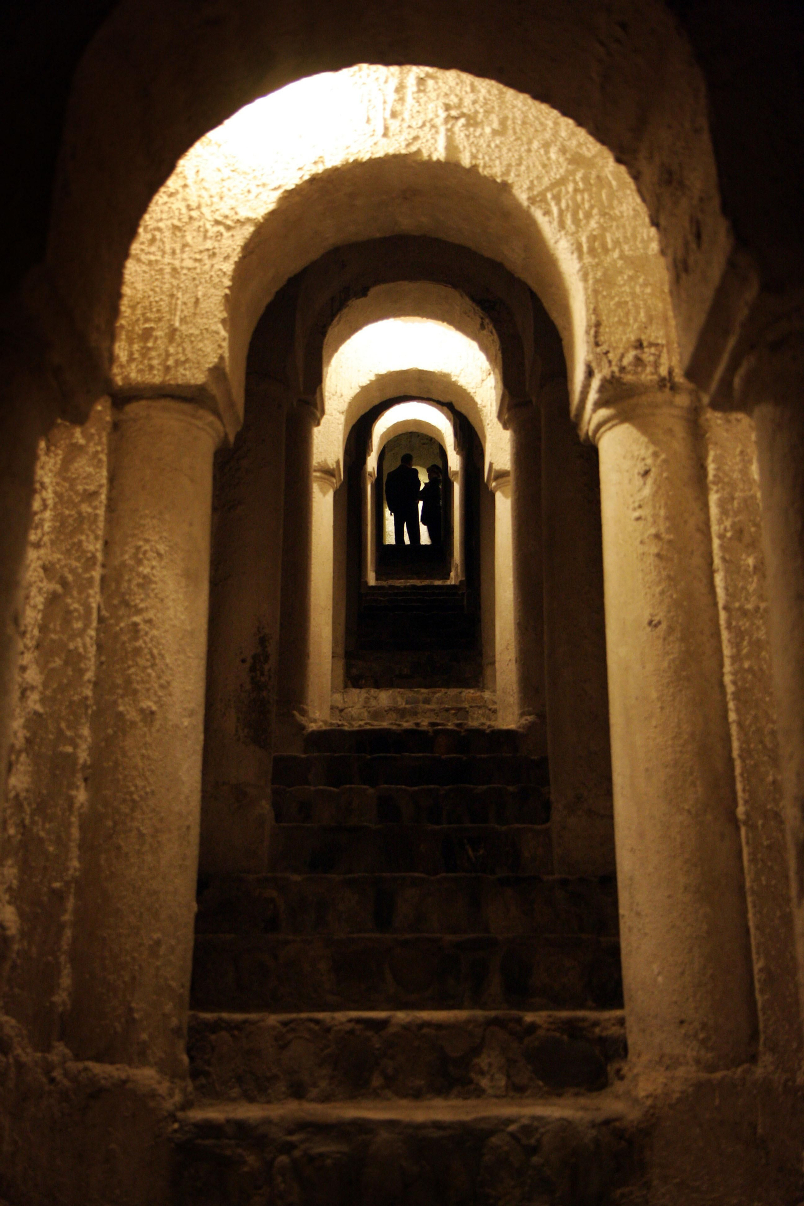 Pasadizos bajo el Carmen Blanco