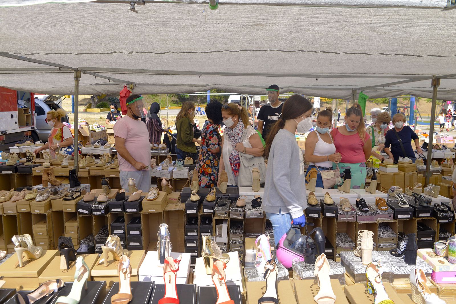 Fotos de la reapertura del Mercadillo de Algeciras