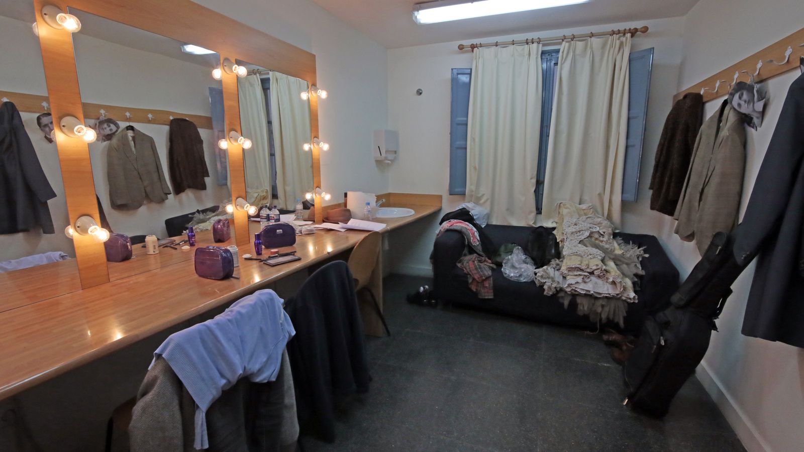 Imágenes de las visitas teatralizadas al teatro Villamarta