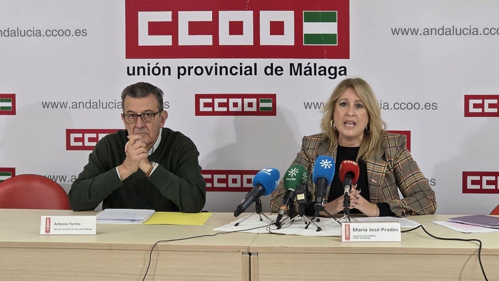 Antonio Turmo y María José Prados, de CCOO Málaga.