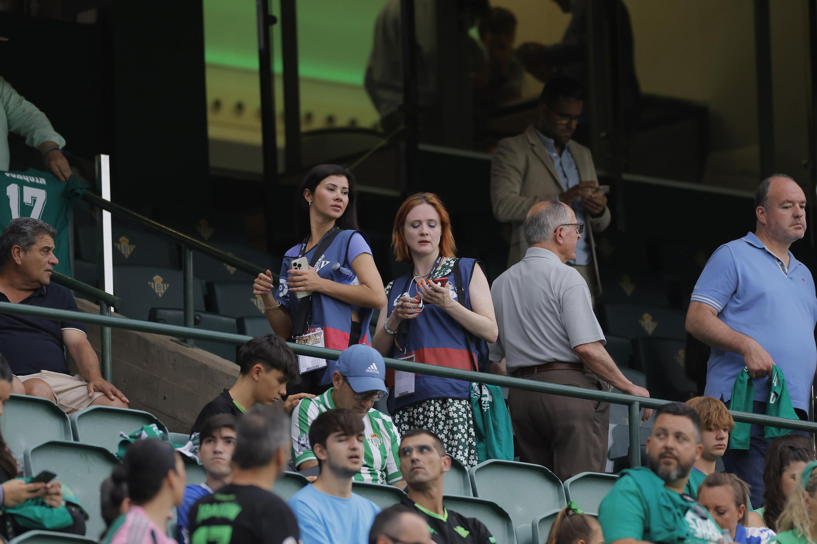 Búscate en las fotos de la despedida de Joaquín