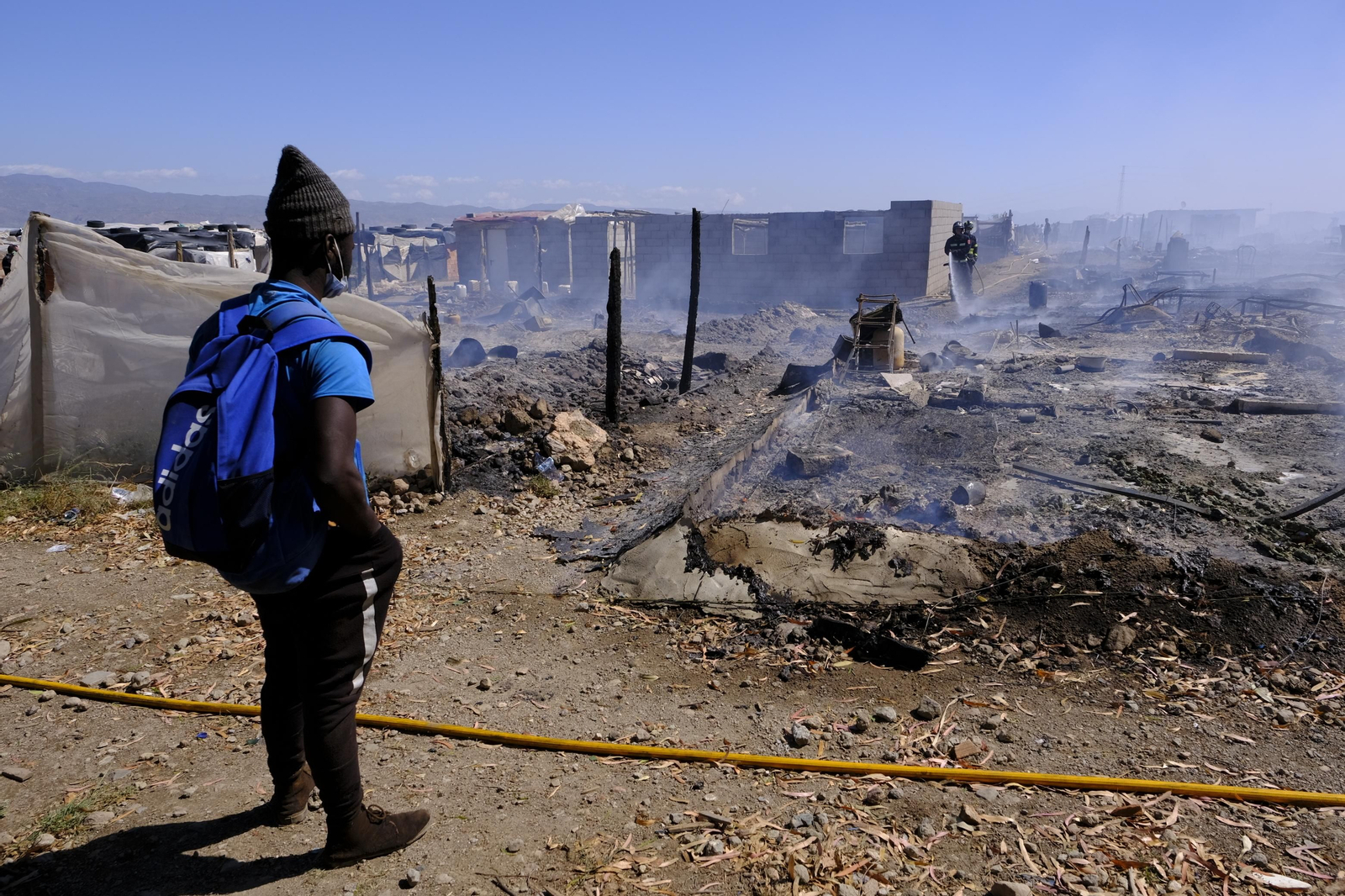 Fotogalería incendio asentamiento de chabolas en Atochares-Níjar (Almería)