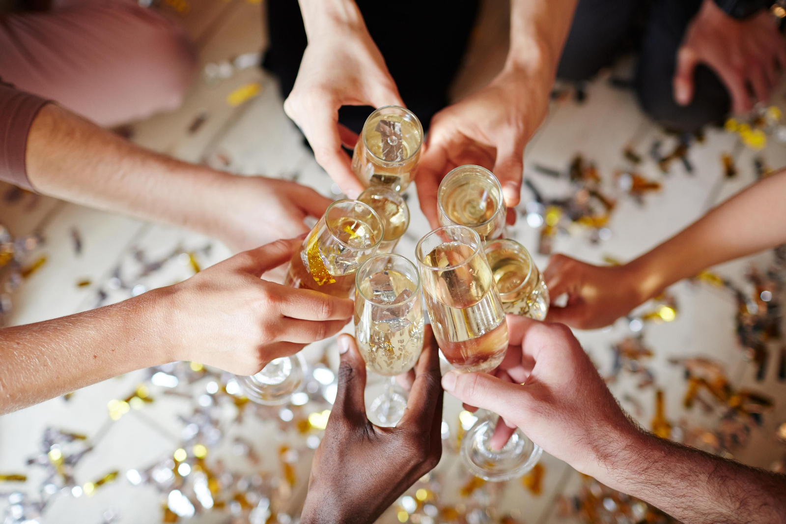 Champagne o sidra, ¿cuántas calorías hay en una copa? Champagne o sidra, ¿cuántas calorías hay en una copa?