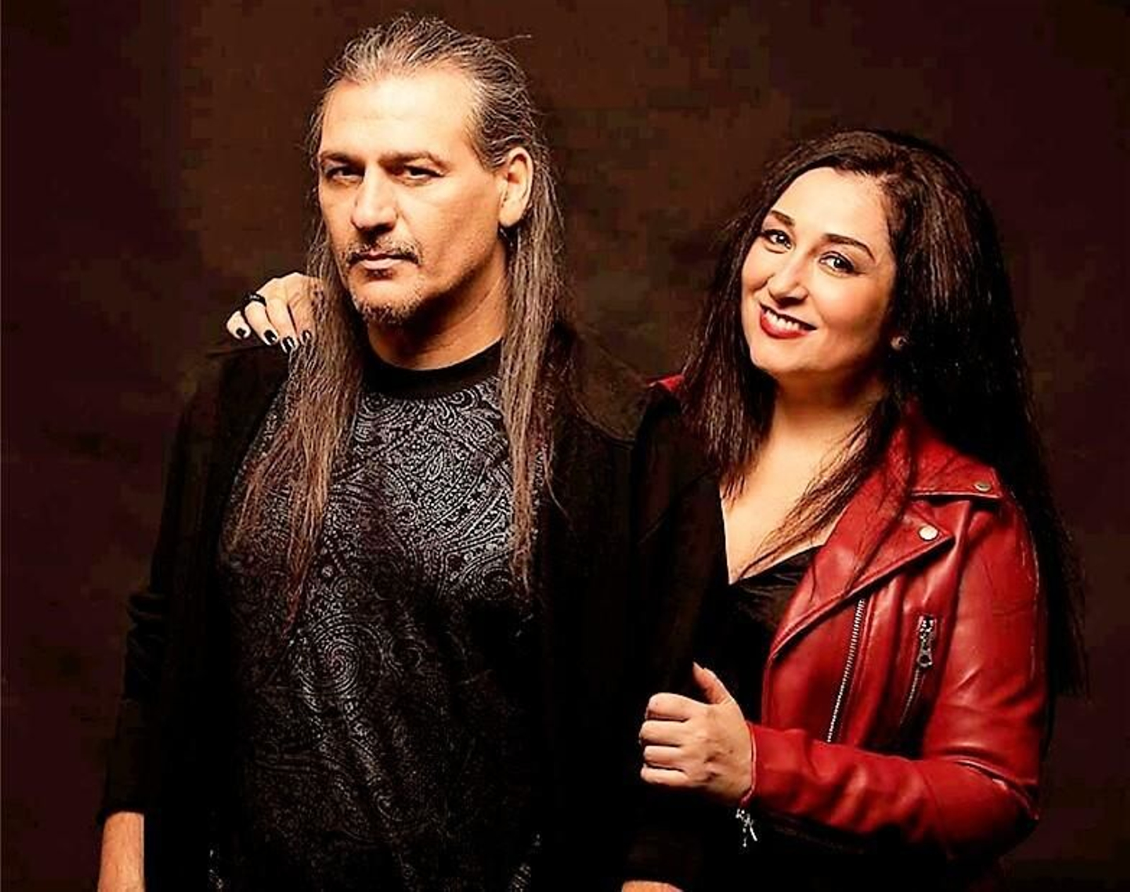 Dioni y Ángeles conforman el dúo Camela.