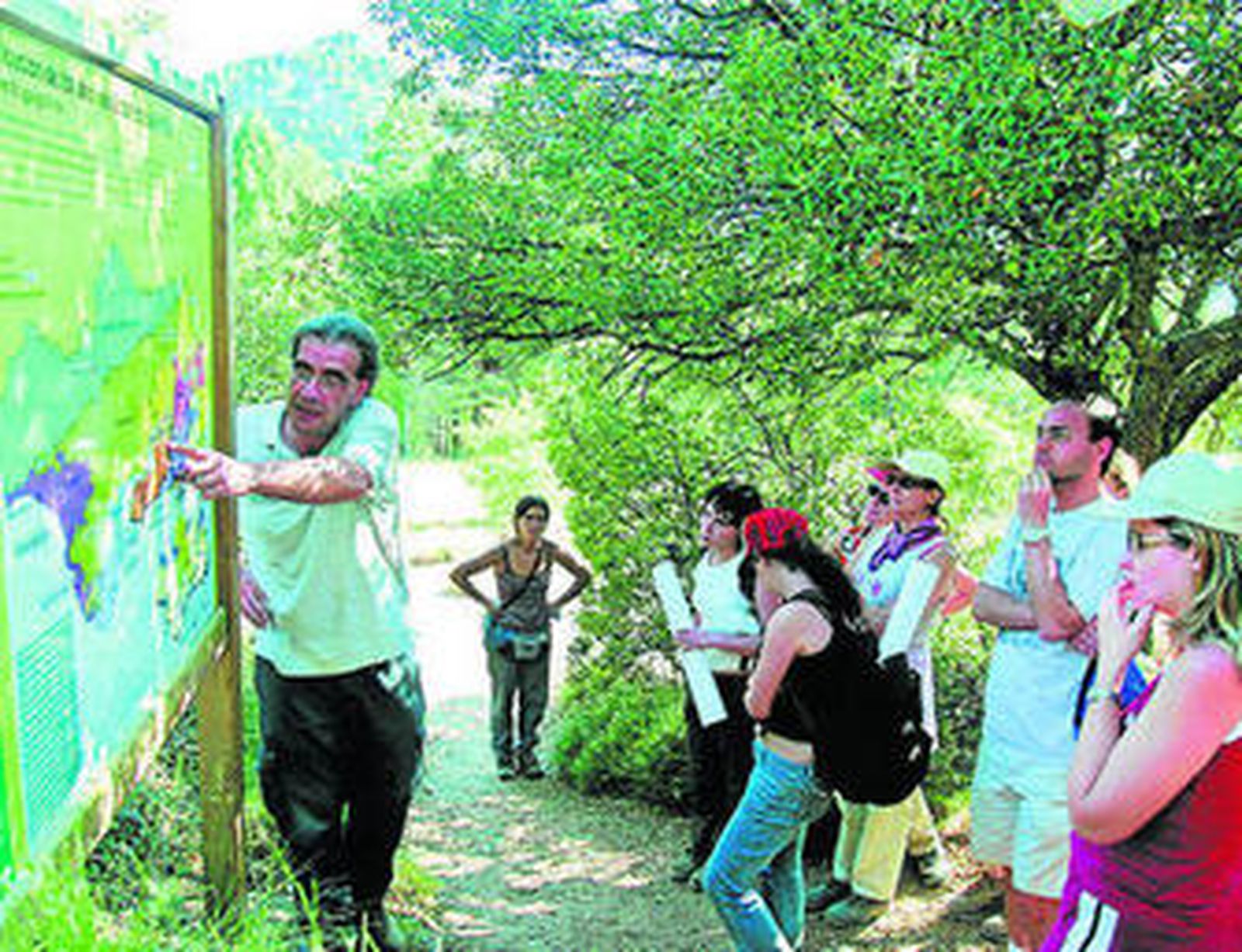 Curso del Centro Mediterráneo de la UGR dedicado a especies endémicas en peligro.