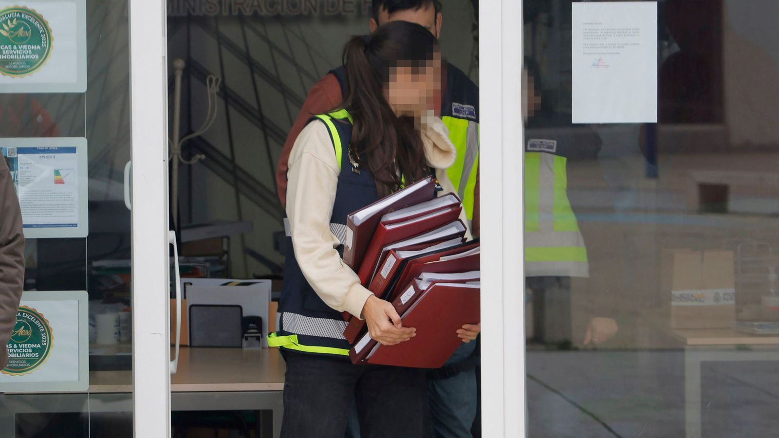 El registro en la oficina de Lucas & Viedma.