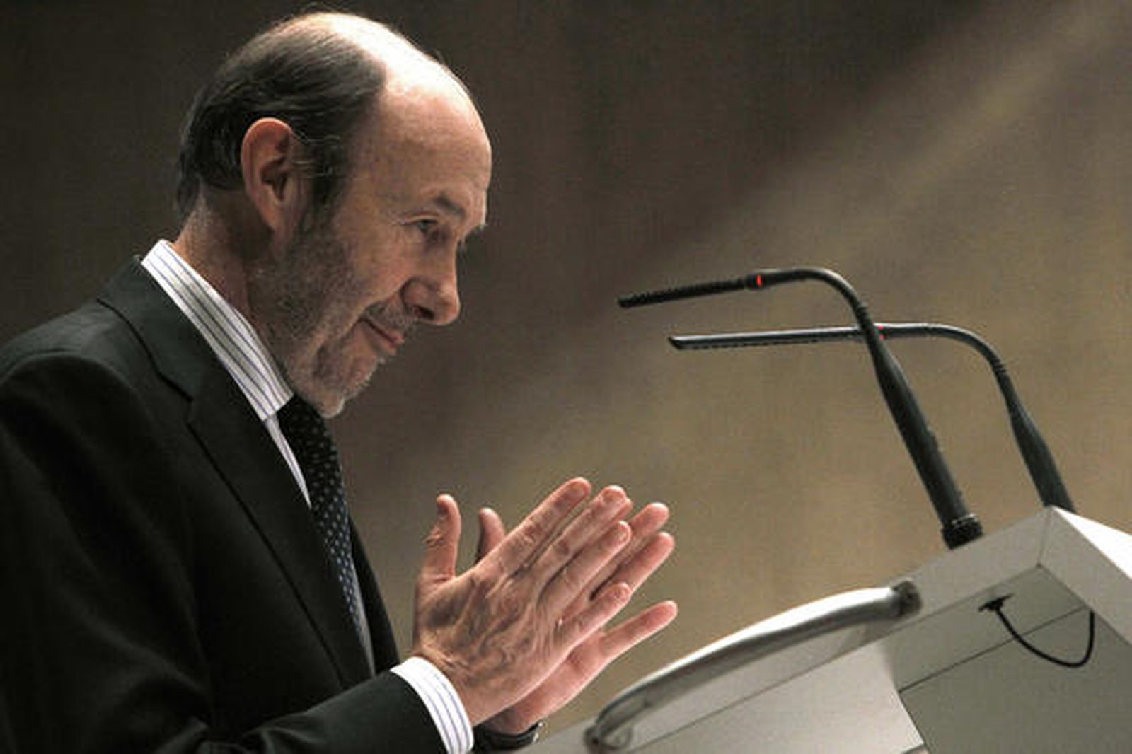 El PSOE pedirá que Religión salga del currículo si Wert mantiene su reforma