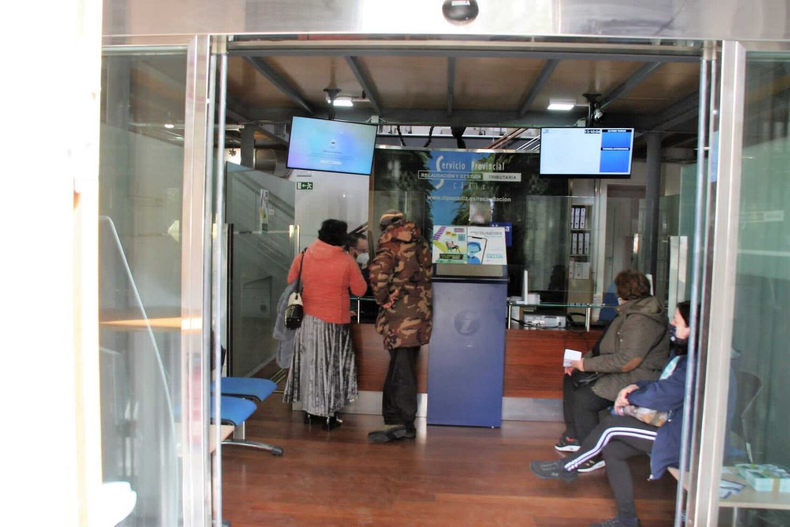 La antigua Sala CAI  vuelve a tener uso con el traslado de las oficinas de Recaudación.