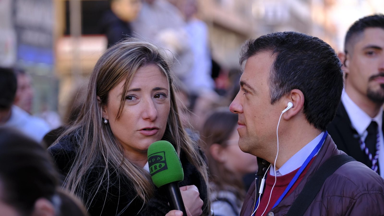 Coronación desaría al viento en su estación de Penitencia