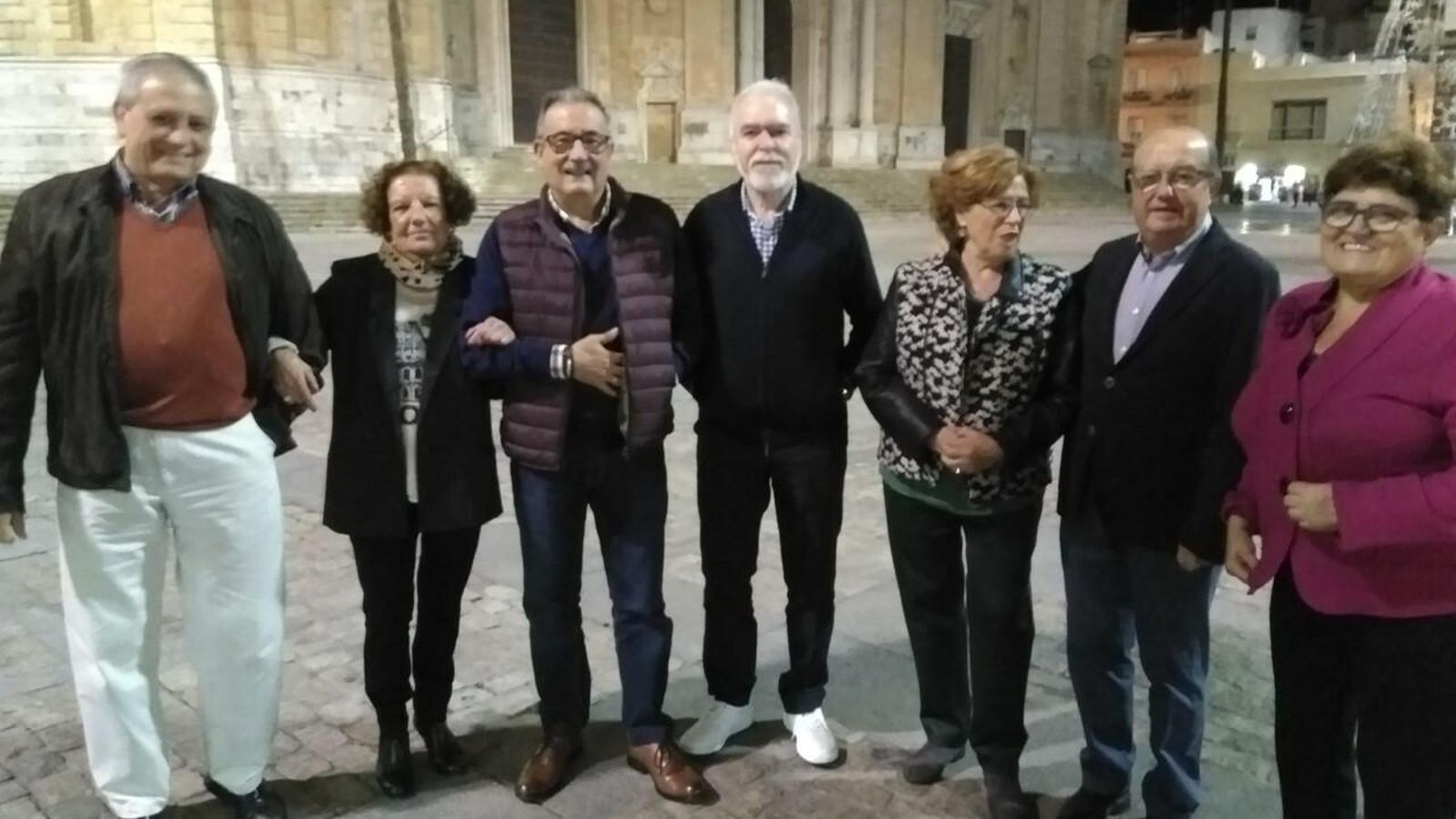 Hace unos días veteranos de ISI se reunieron para celebrar los 50 años de la tienda de Novena.
