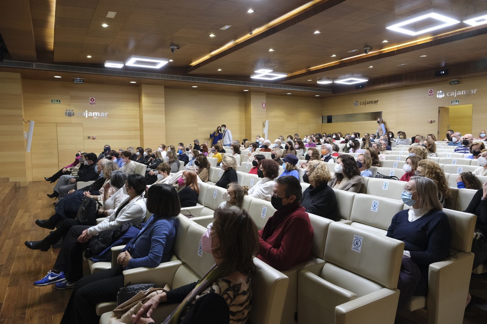 Fotogalería Diario de los Libros, con Julia Navarro. Almería