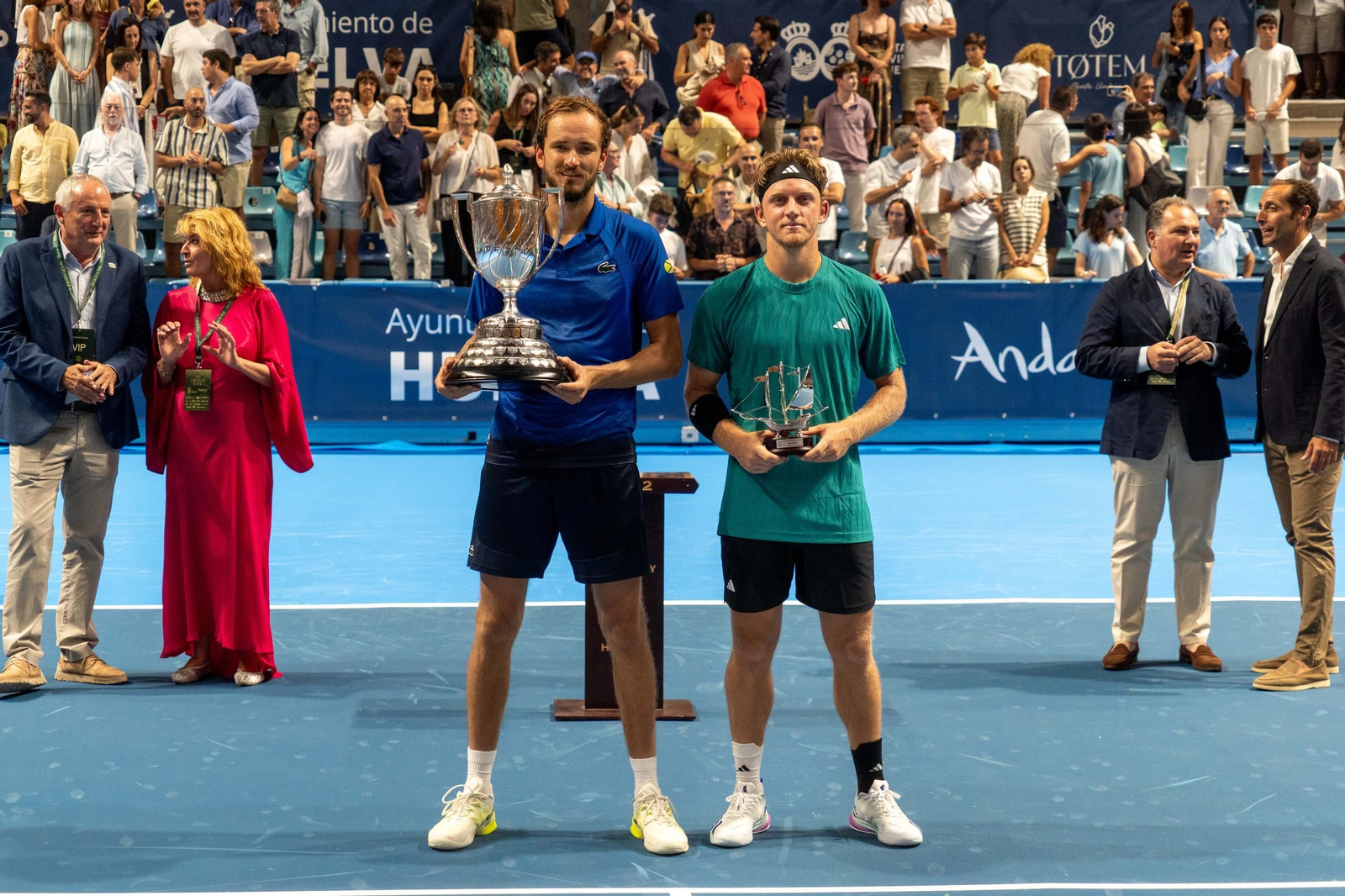 Imágenes de la final masculina de la Copa del Rey de tenis entre Daniil Medvedev y Alejandro Davidovich