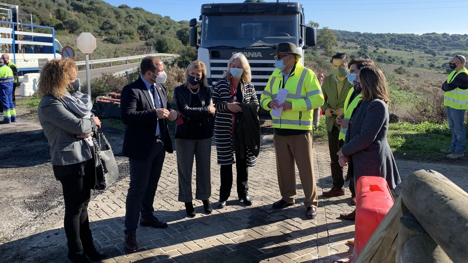 Obras en el carril bici de la A-2100.
