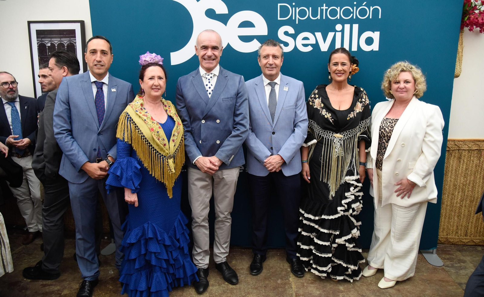 Recepción de la Diputación de Sevilla en la caseta de la Fundación Cajasol