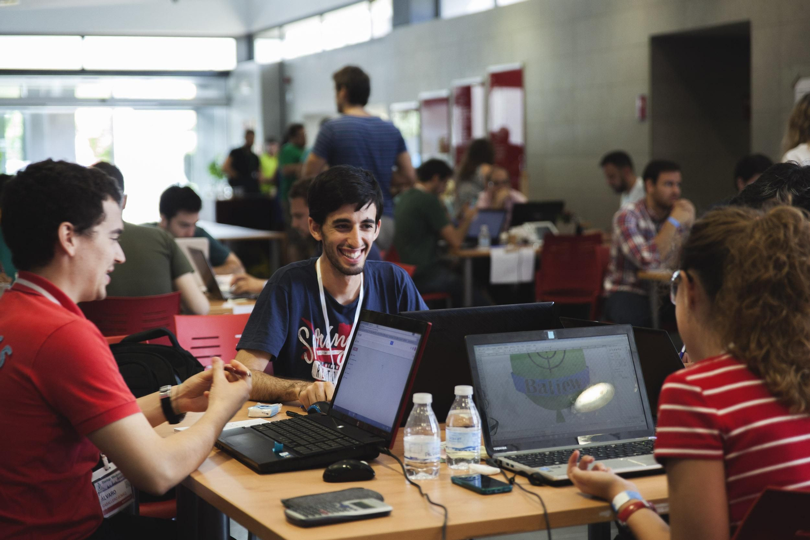 Encuentro de 'startups' en el edificio CREA de Sevilla