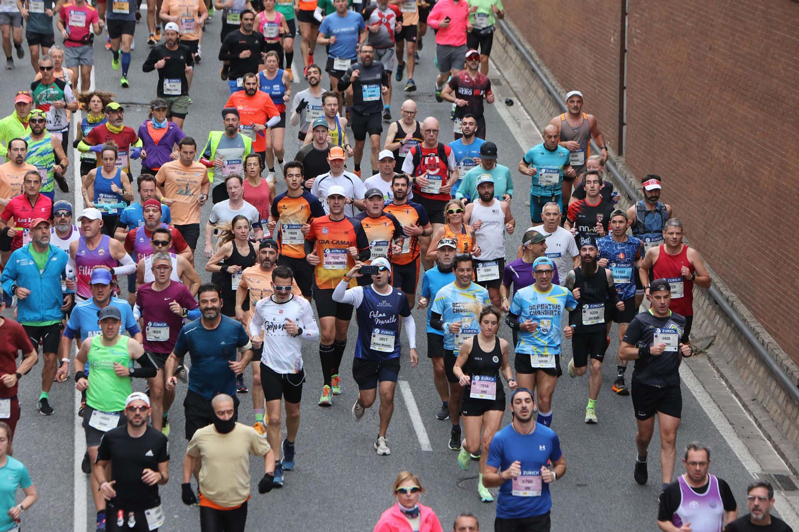 Búscate en la maratón de Sevilla 08