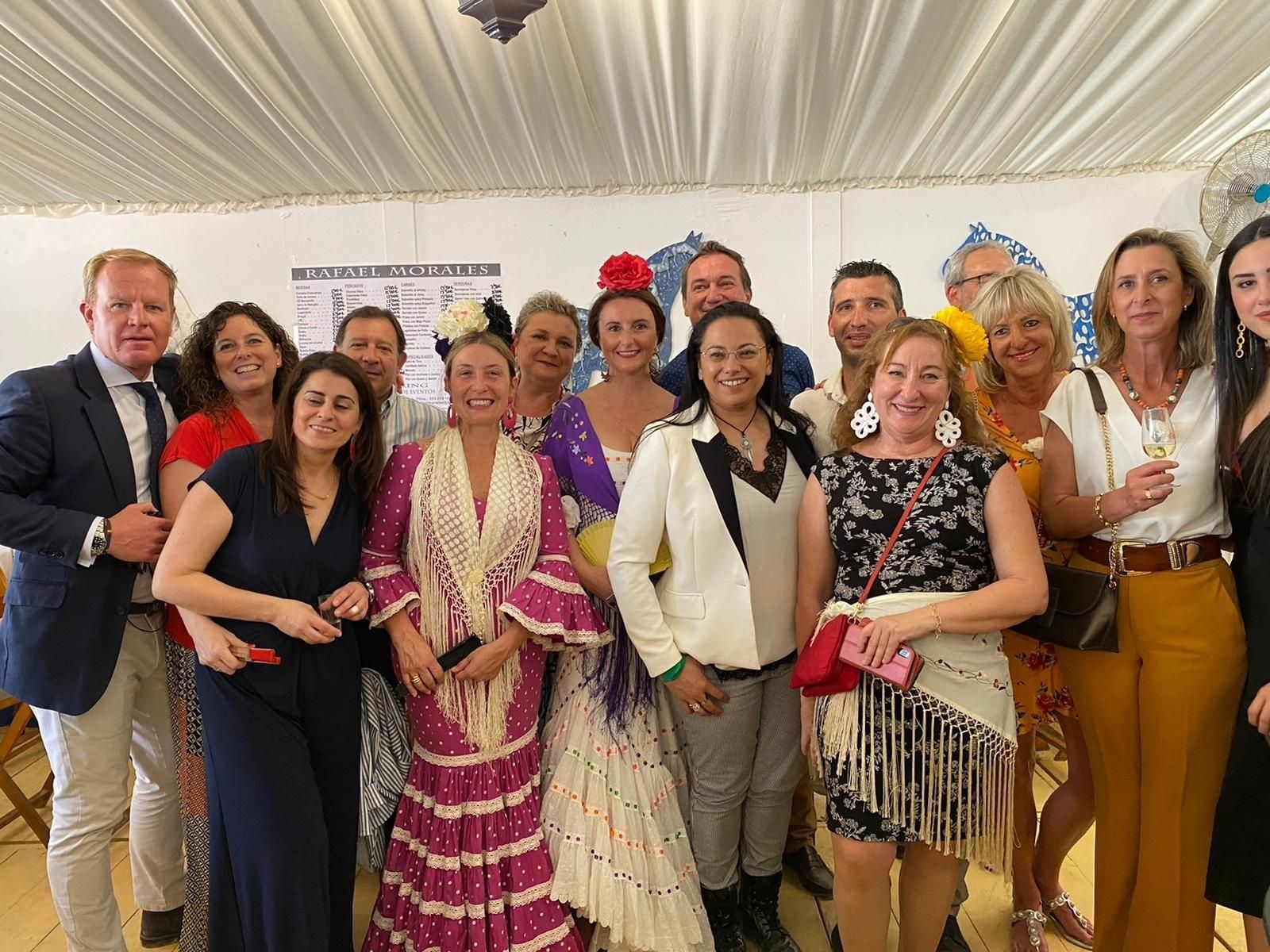 Stefaan de Clerck, con profesionales de Turismo de la provincia.