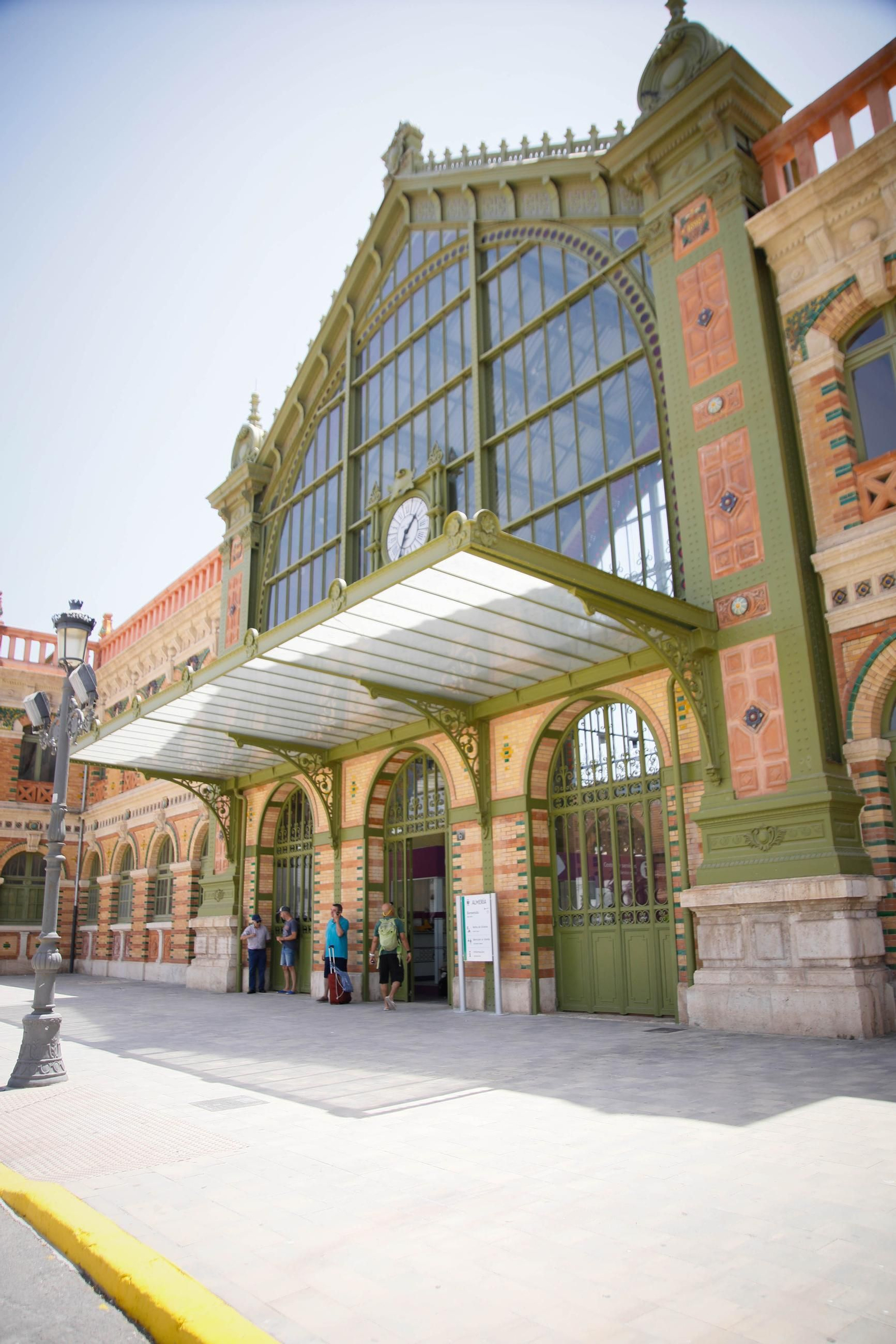 La apertura de la antigua estación de RENFE de Almería, en imágenes