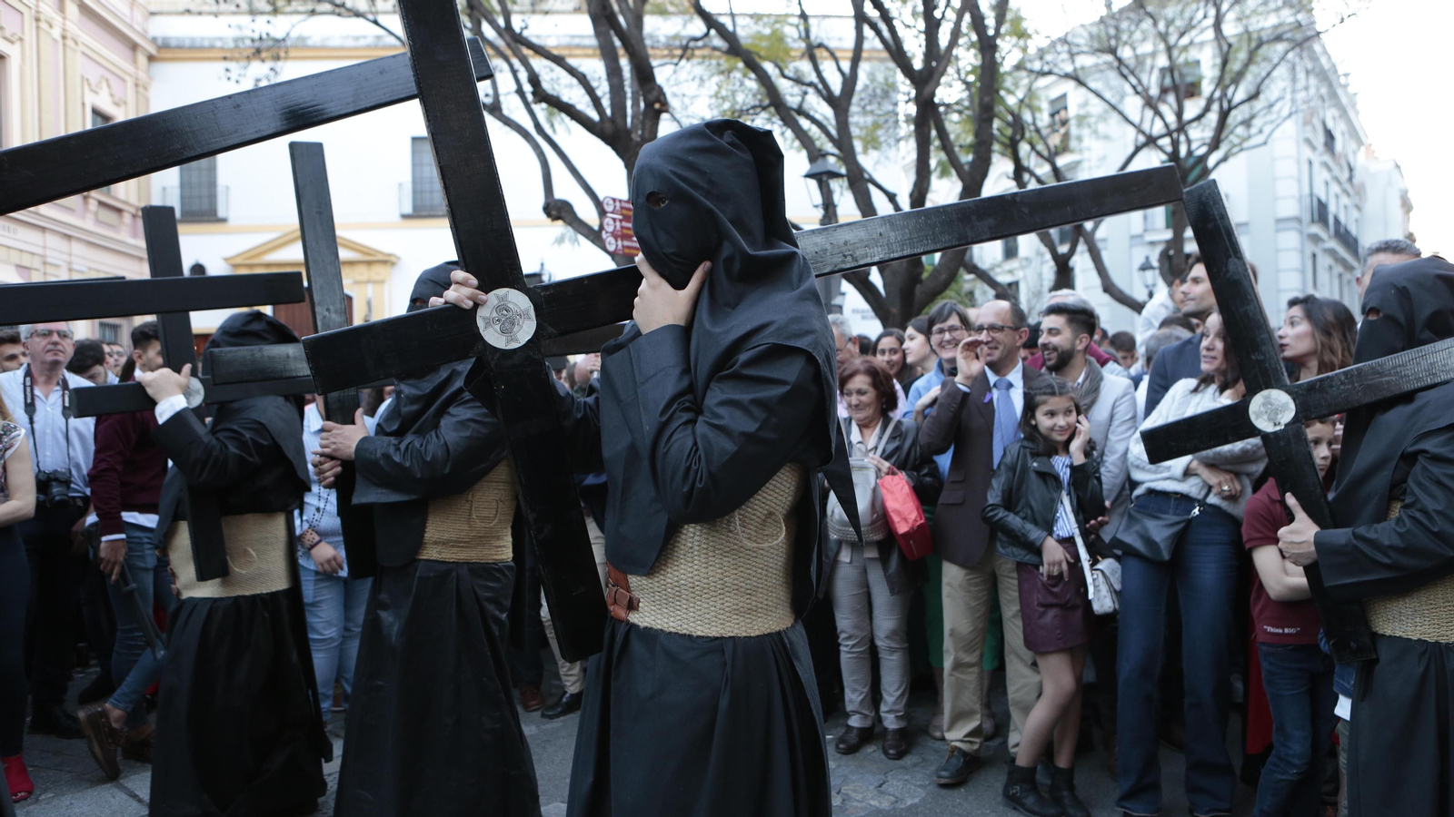 las imágenes de la Hermandad de las Penas de San vicente