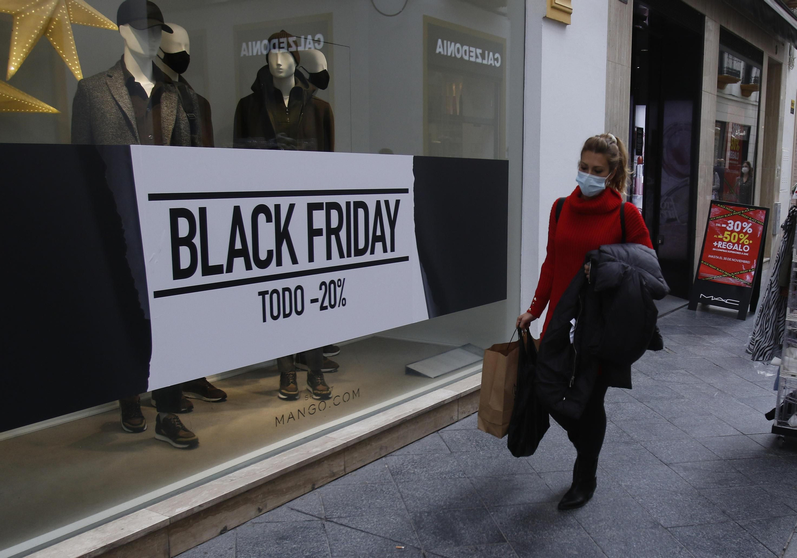 Cuatro rutas para ir de compras este viernes de Black Friday en Granada