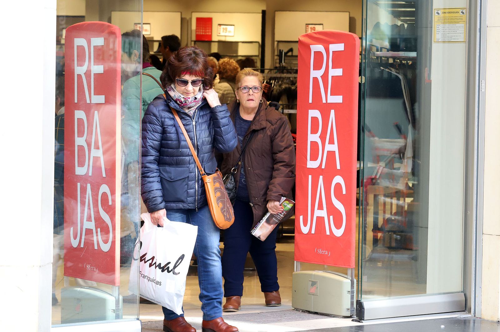 Imágenes de las Rebajas en Huelva