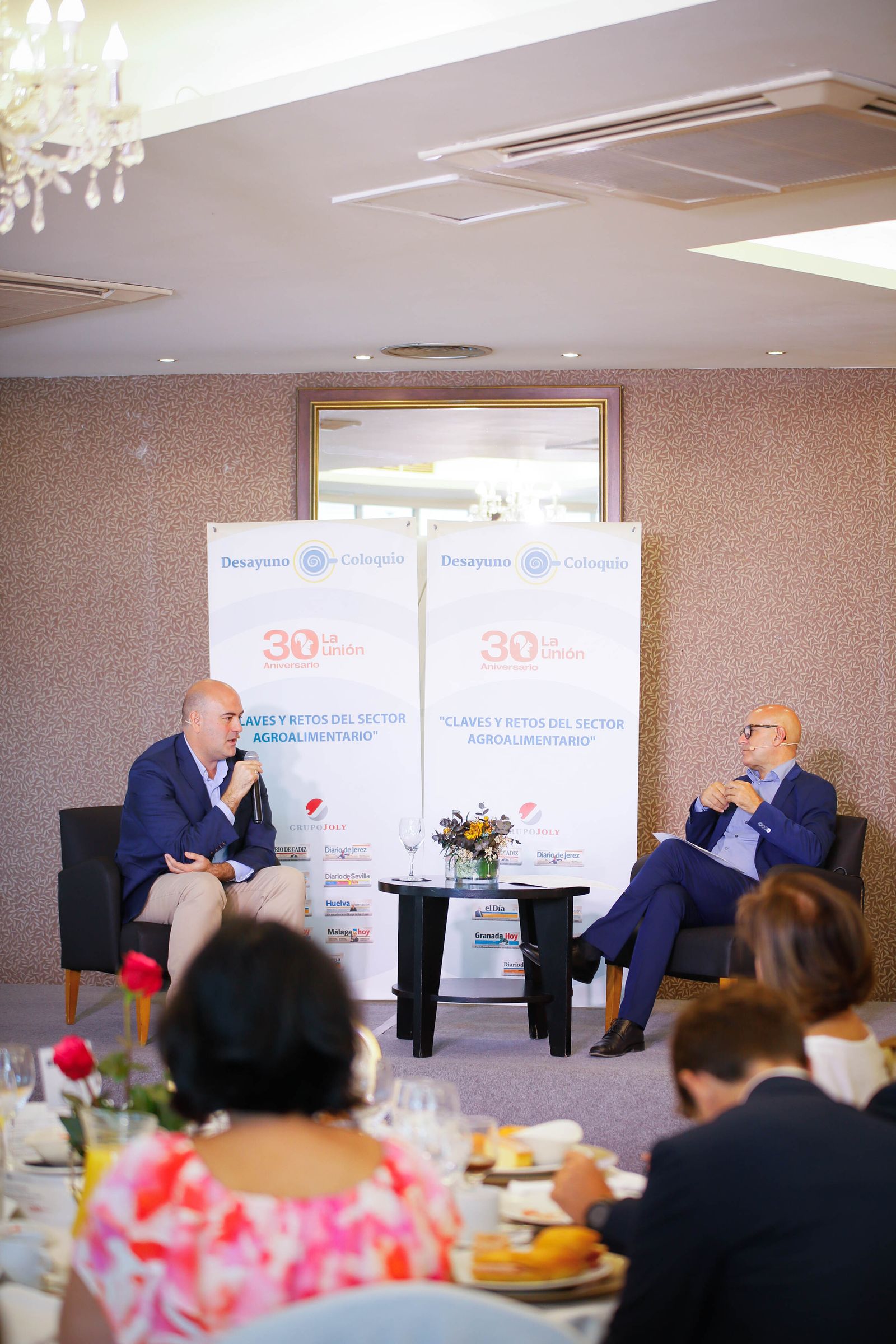 Imágenes del desayuno coloquio de Diario de Almería, con Jesús Barranco, CEO de La Unión
