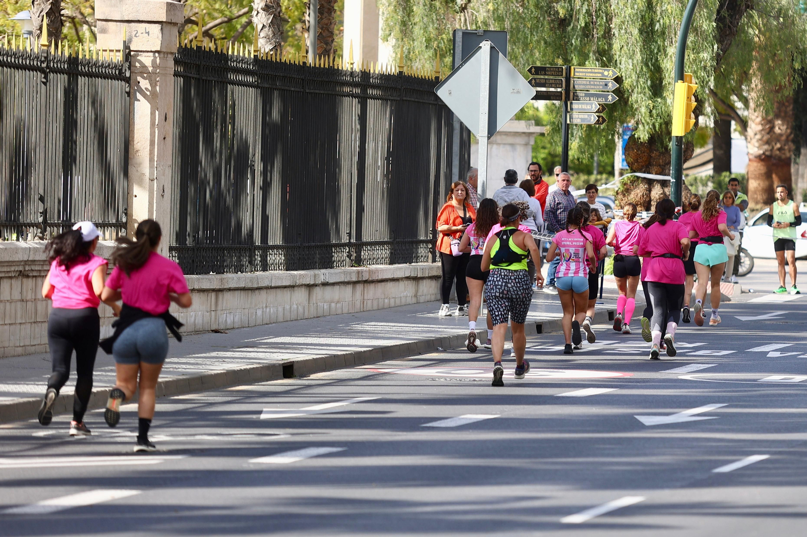 La Carrera “Mujeres Contra el Cáncer”, en fotos