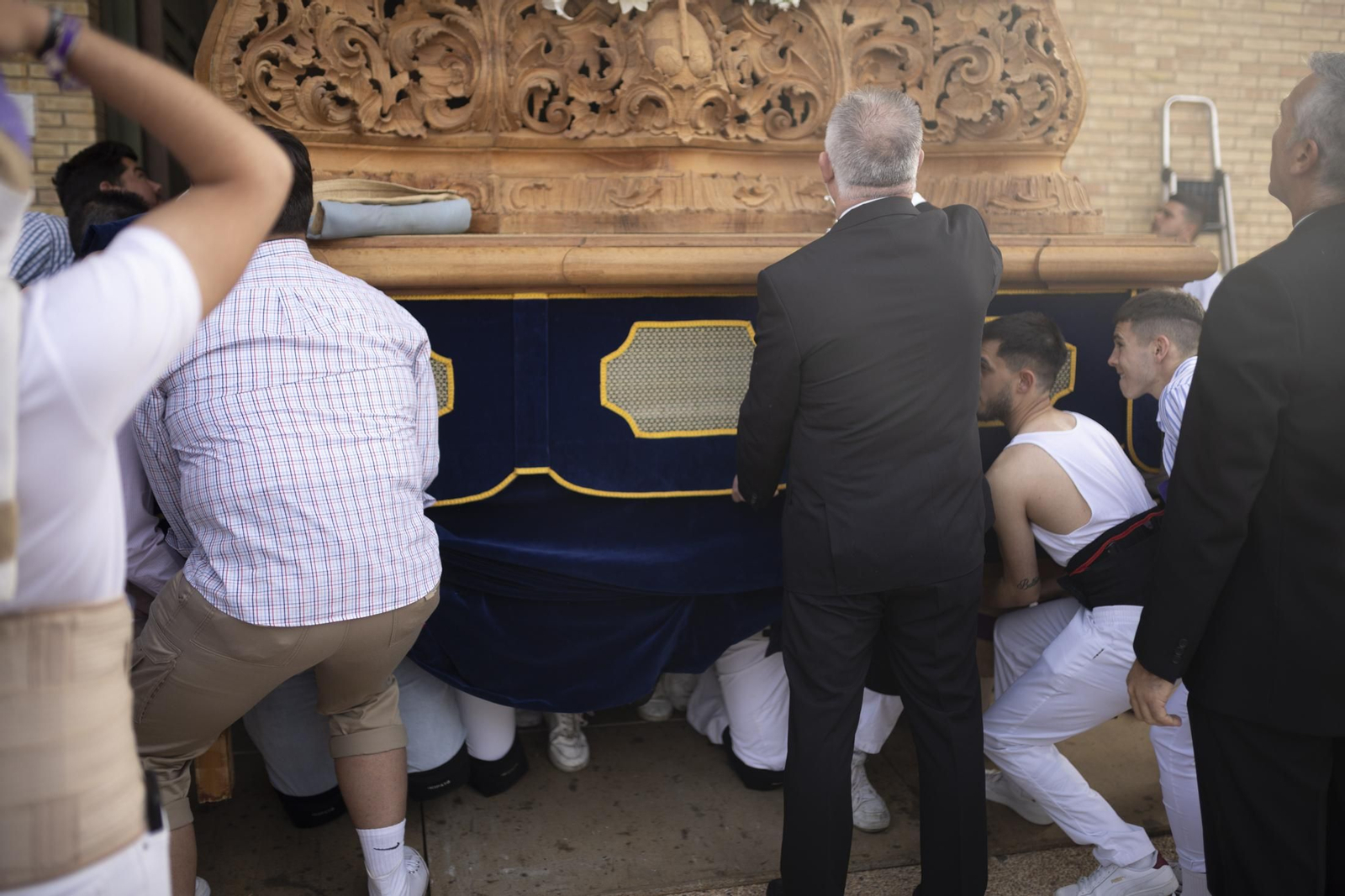 La Hermandad del Resucitado de la Semana Santa de Huelva 2023, en imágenes