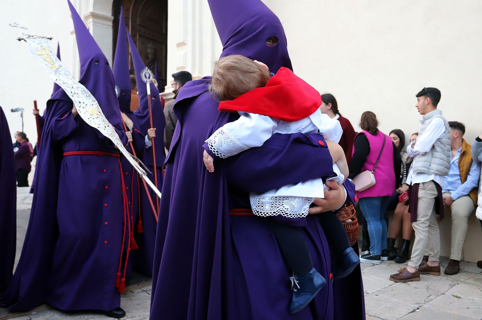 Imágenes de Pasión en su procesión por Huelva