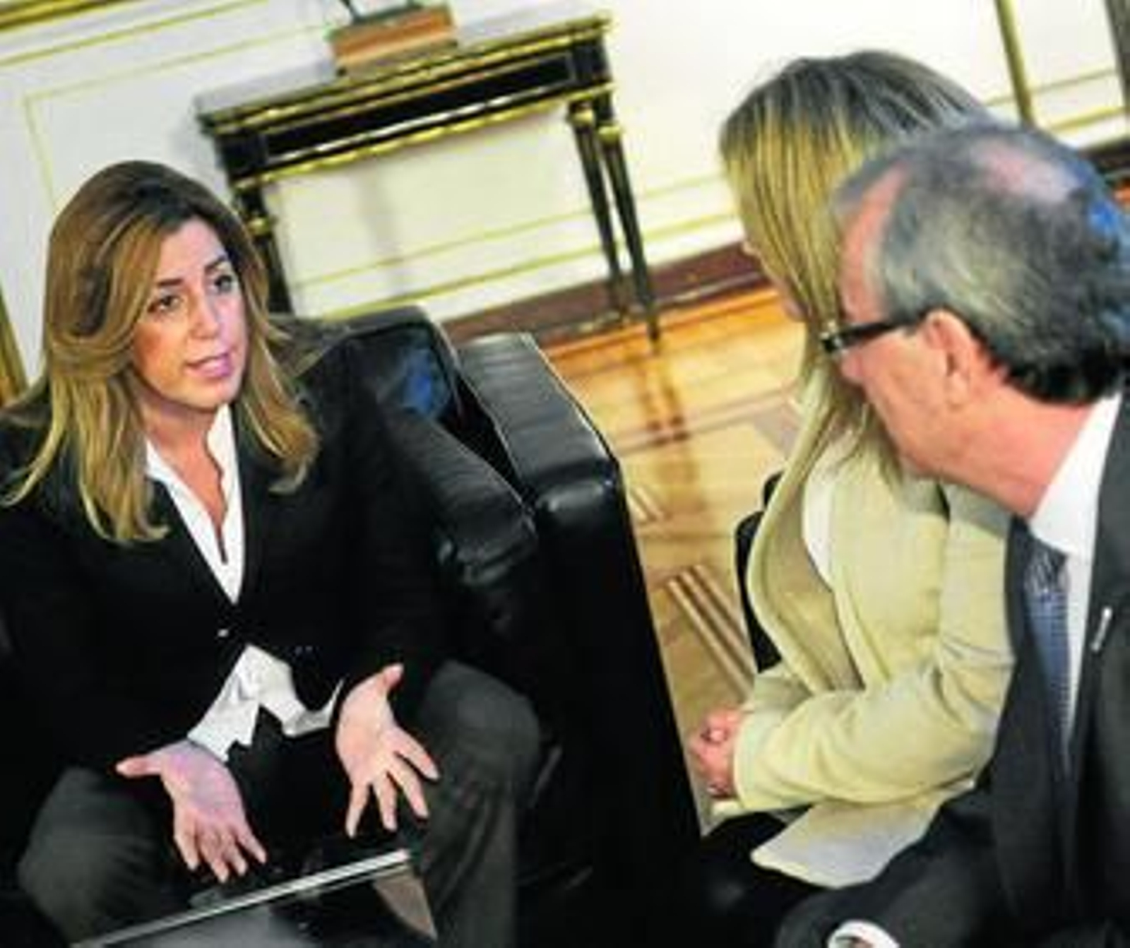 Díaz, durante la reunión ayer en el Palacio de San Telmo con asociaciones del ámbito de los trasplantes.