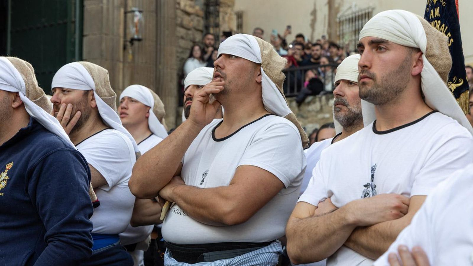 Los jiennenses se recrean con la cofradía de los Estudiantes un nuevo Lunes Santo