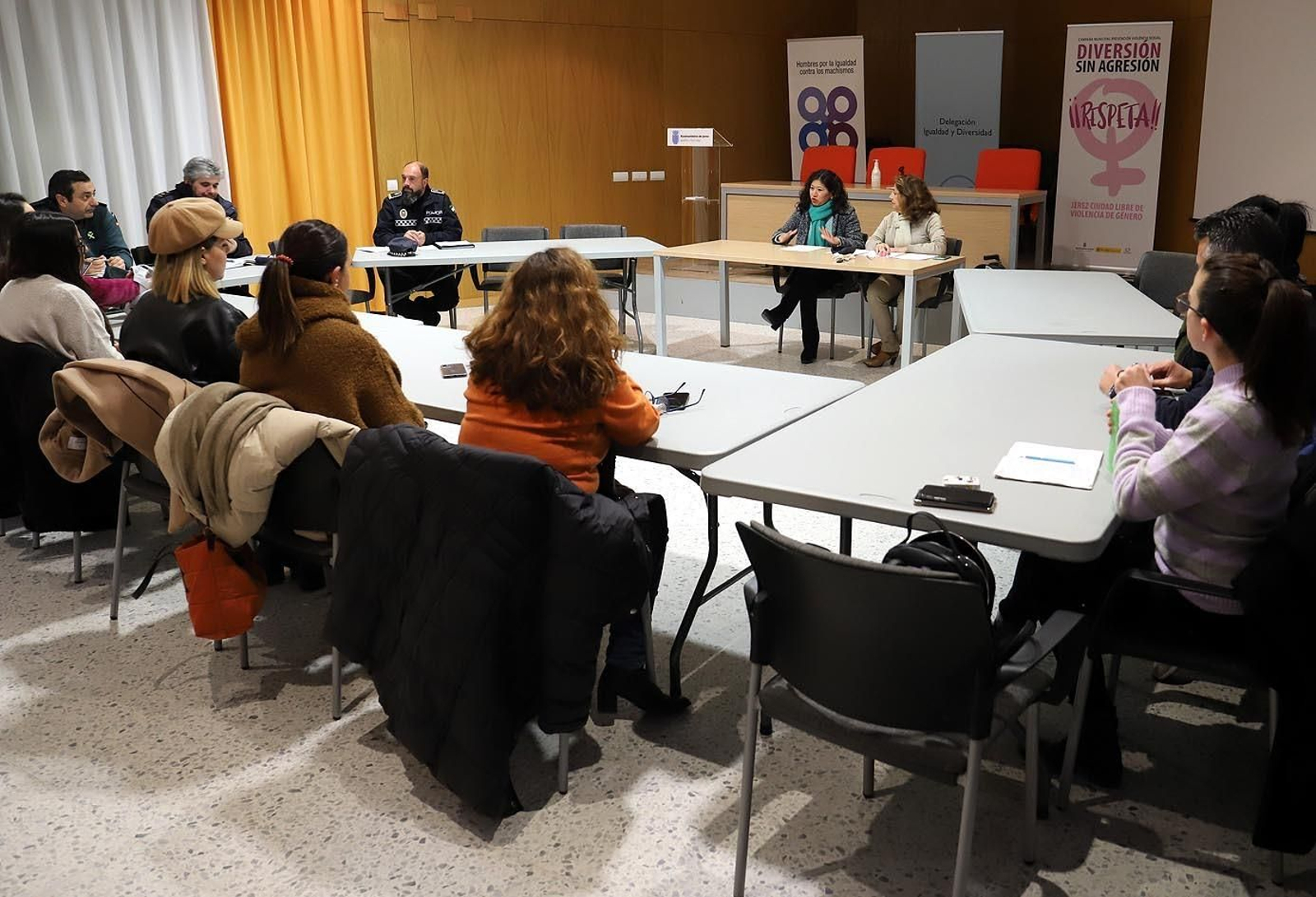 Pleno del Foro Social contra la Trata de Mujeres y Niñas con Fines de Explotación Sexual en la Casa de las Mujeres.