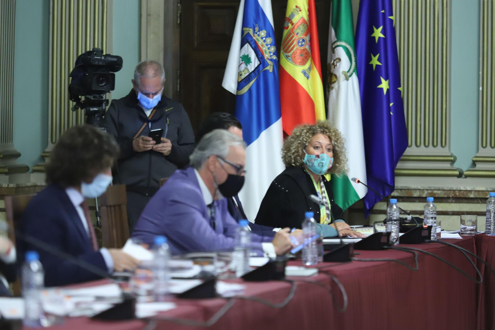 Imágenes del pleno celebrado en el Ayuntamiento de Huelva
