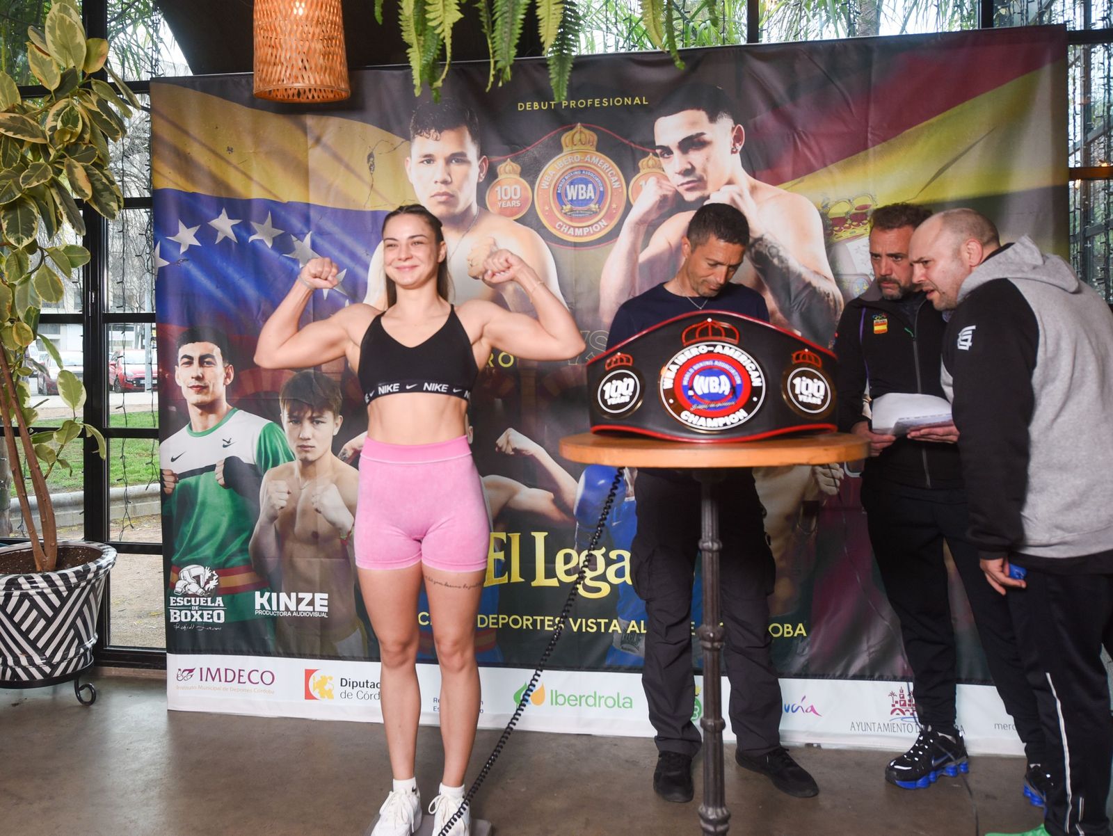 Las fotos del pesaje de la velada de Rafa Lozano Jr. en Córdoba