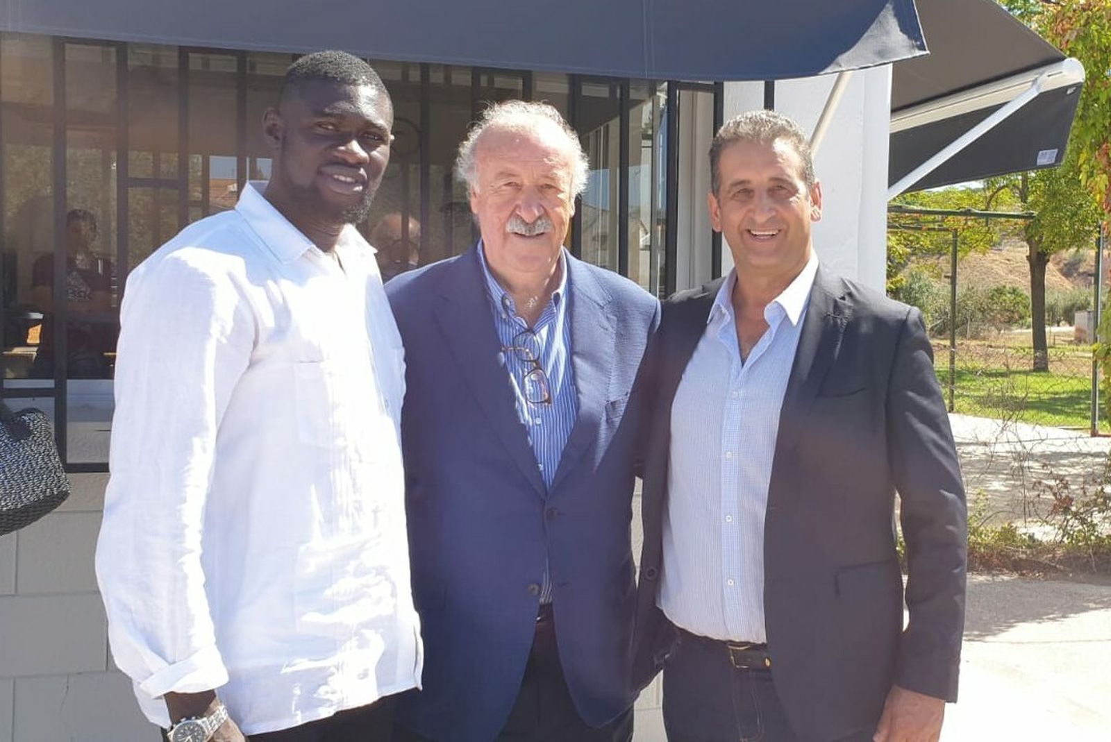 Bassirou Thiam, Vicente del Bosque y Alejandro Benítez.