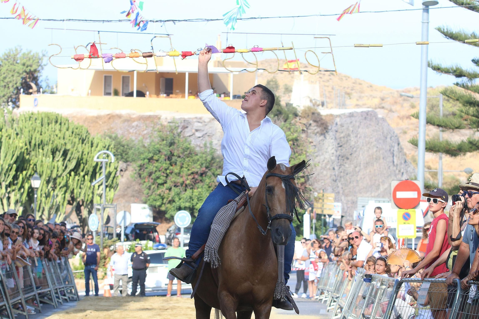 Fotogalería de la carrera de cintas a caballo en Mojácar