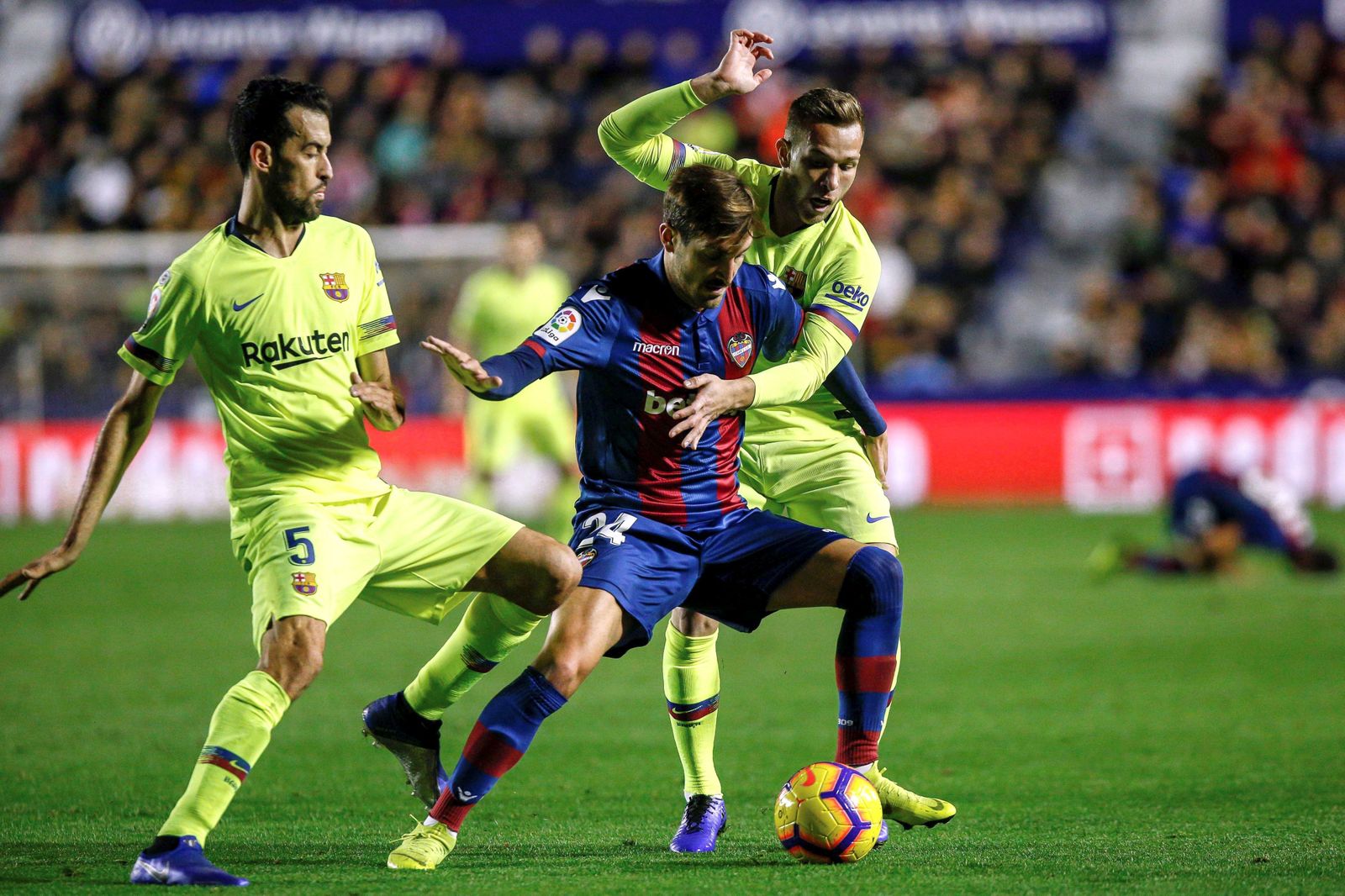 Las imágenes del Levante-Barcelona