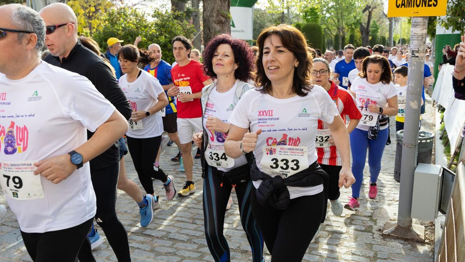Más de 2.100 participantes corren para promover la salud en Jaén, en imágenes (1)