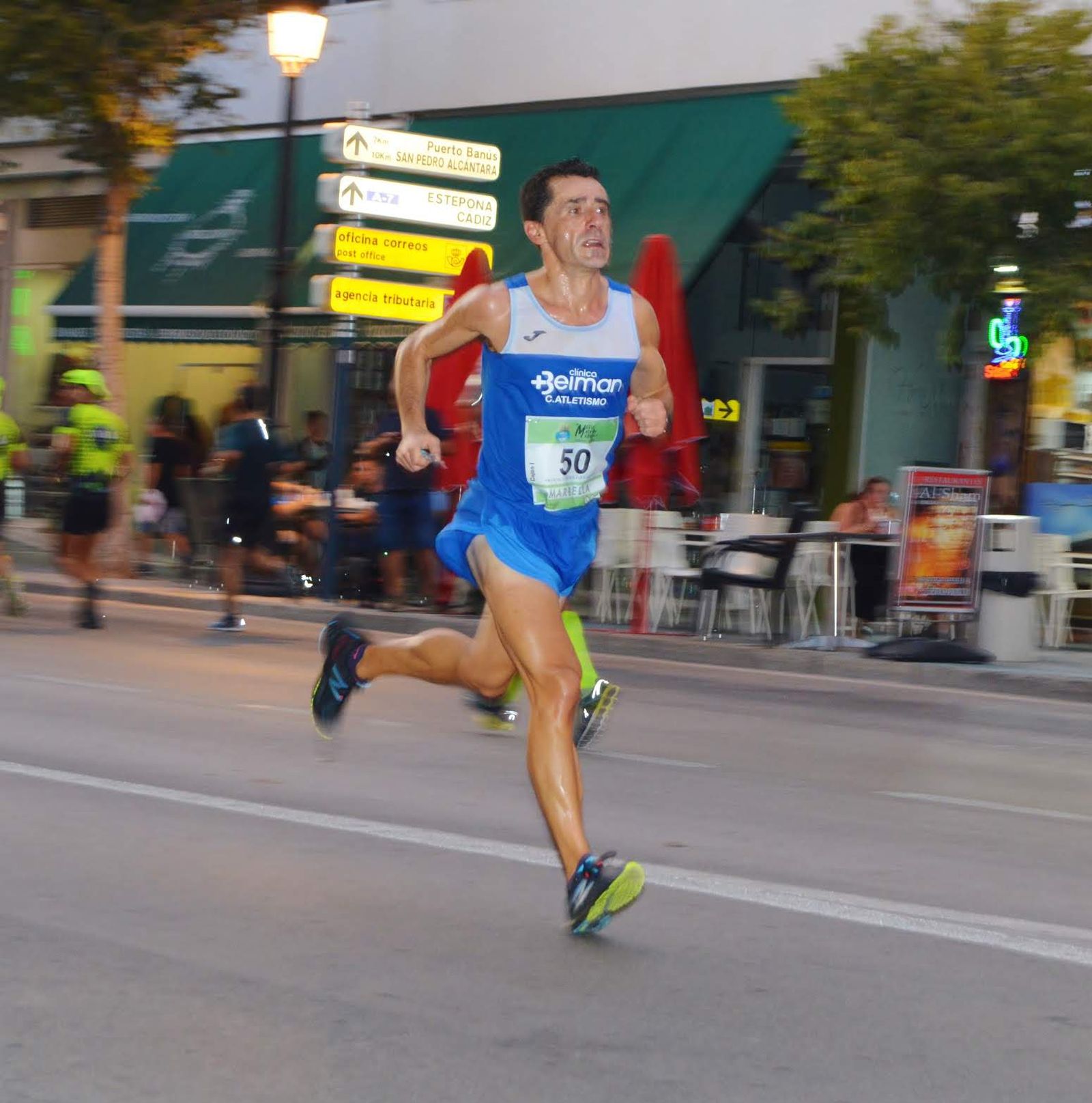 Fran Jaén, del CA Beiman, campeón andaluz de Media Maratón en la categoría M45.