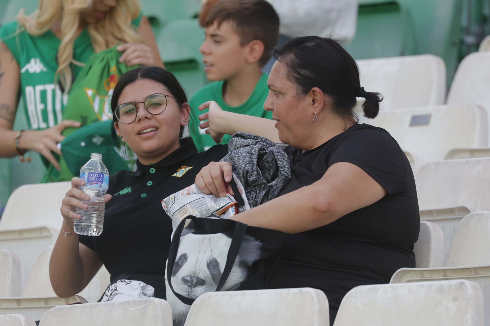 Búscate en las gradas del Villamarín