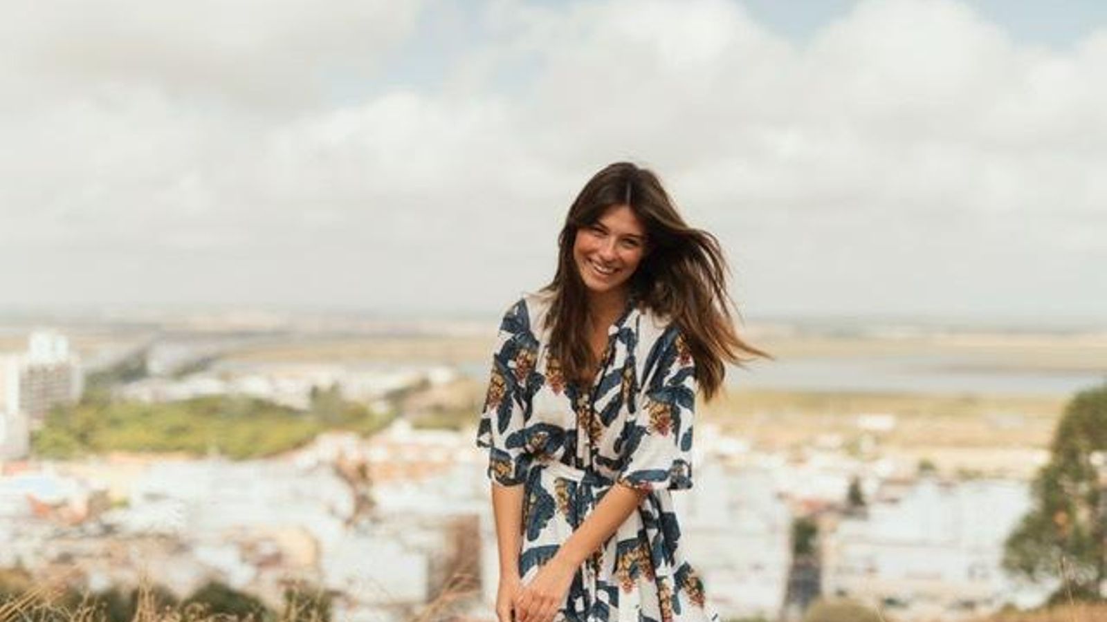 La modelo posando en El Conquero