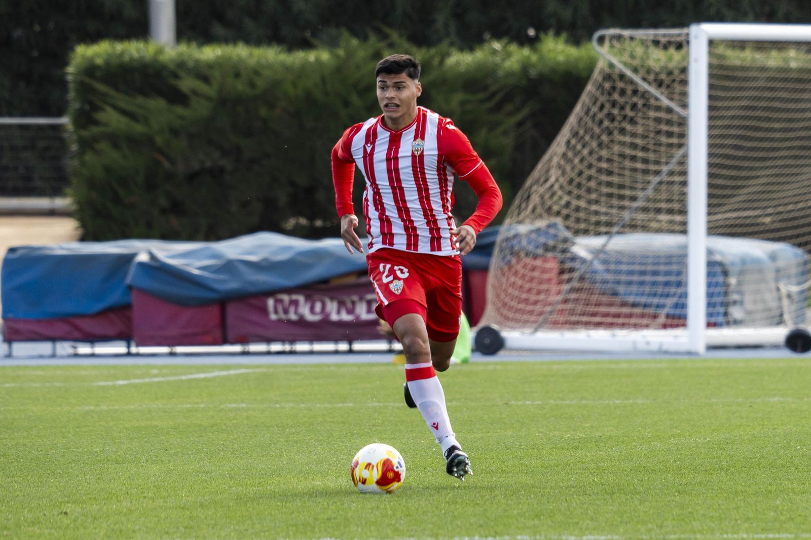 El Almería B recibe al Real Jaén en el Anexo del Estadio de los Juegos Mediterráneos
