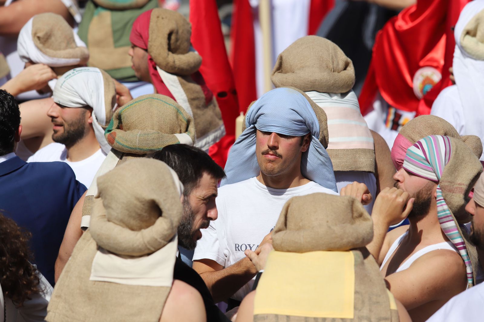 Las mejores imágenes de la hermandad de la Borriquita  de Huelva en el domingo de ramos 2019