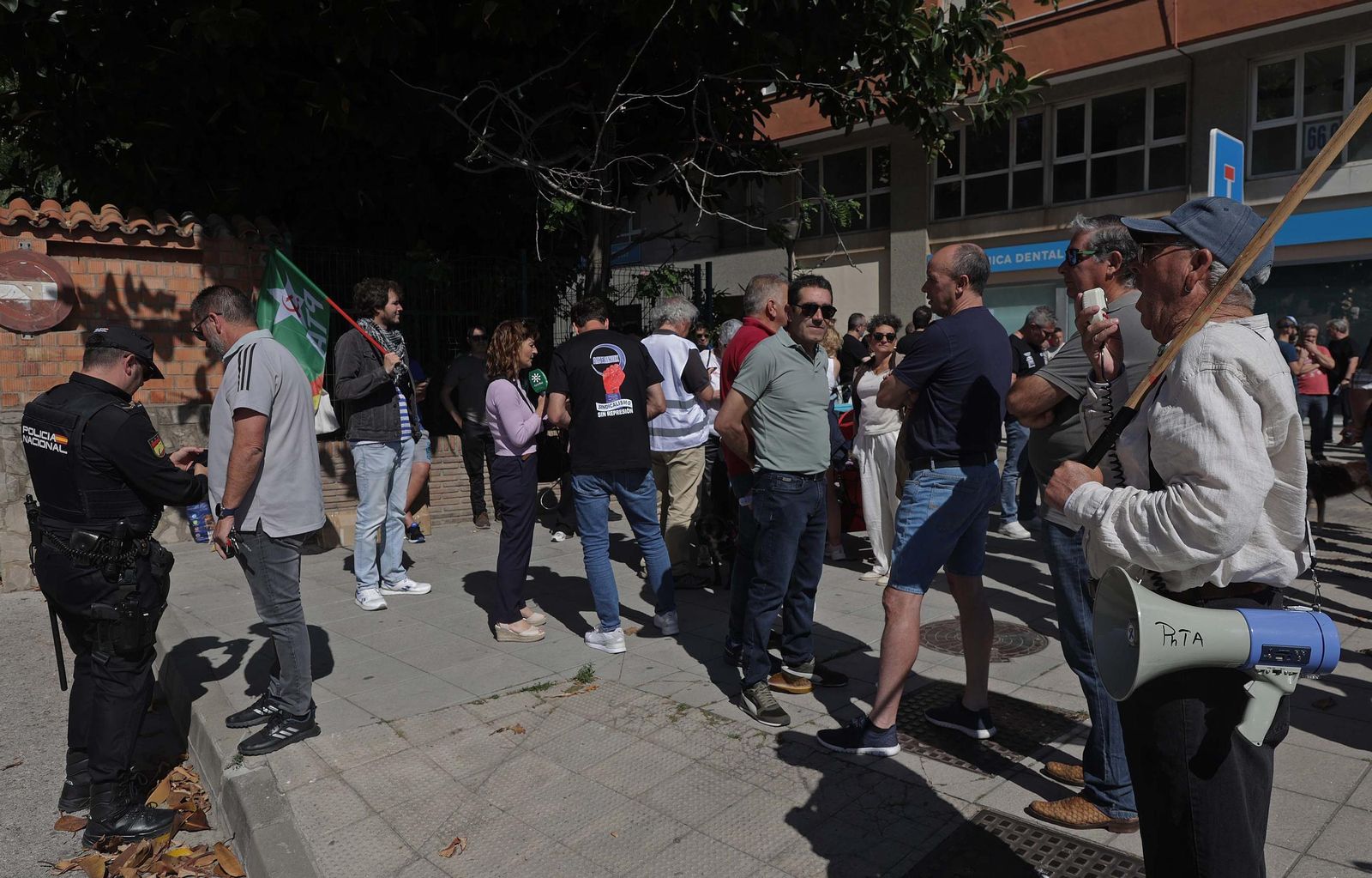 Fotos de la manifestación de apoyo a los siete sindicalistas de ATA y CGT por la huelga de Acerinox