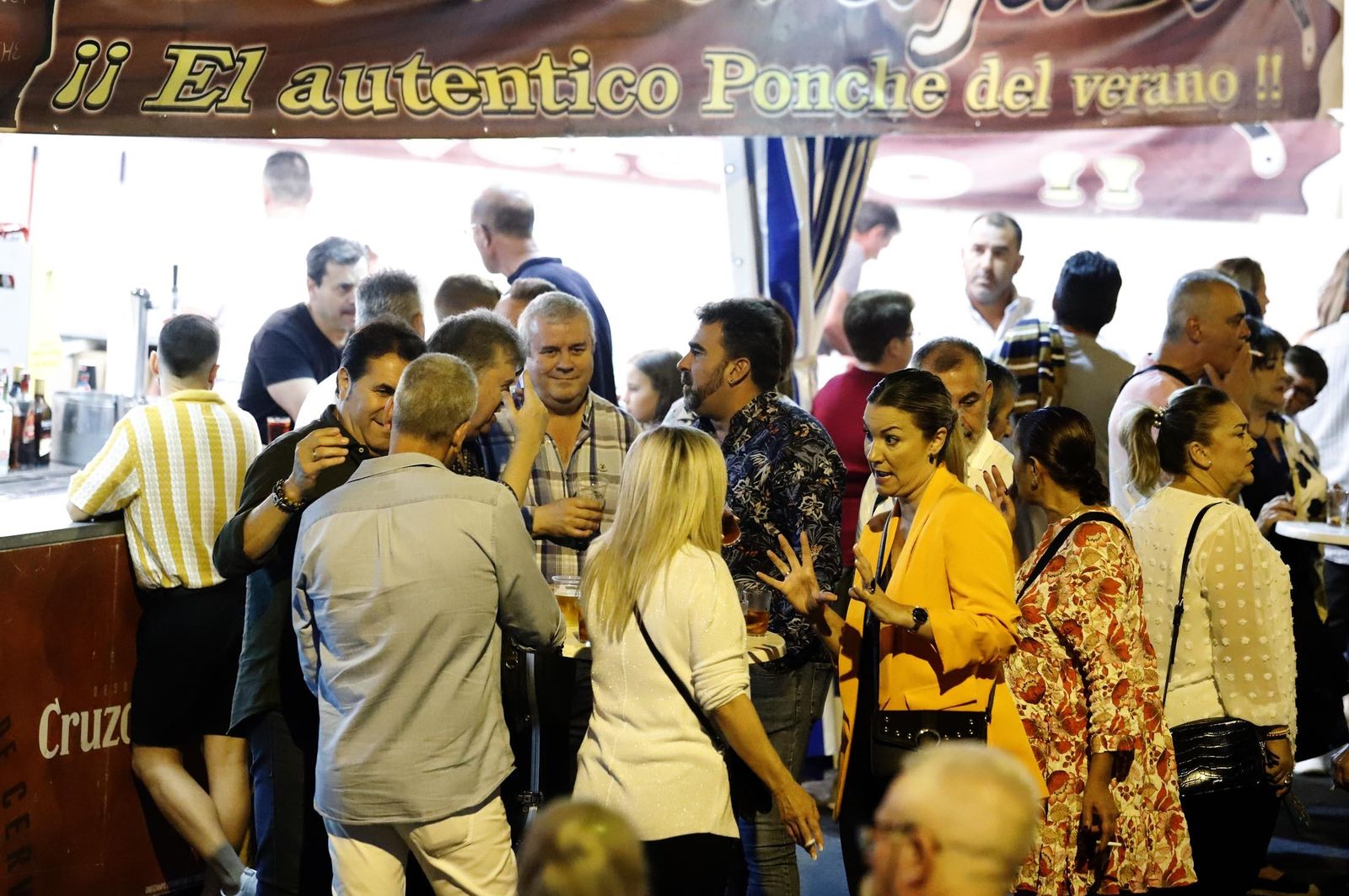Fiestas de La Cinta 2022. Imágenes del gran ambiente en la primera noche