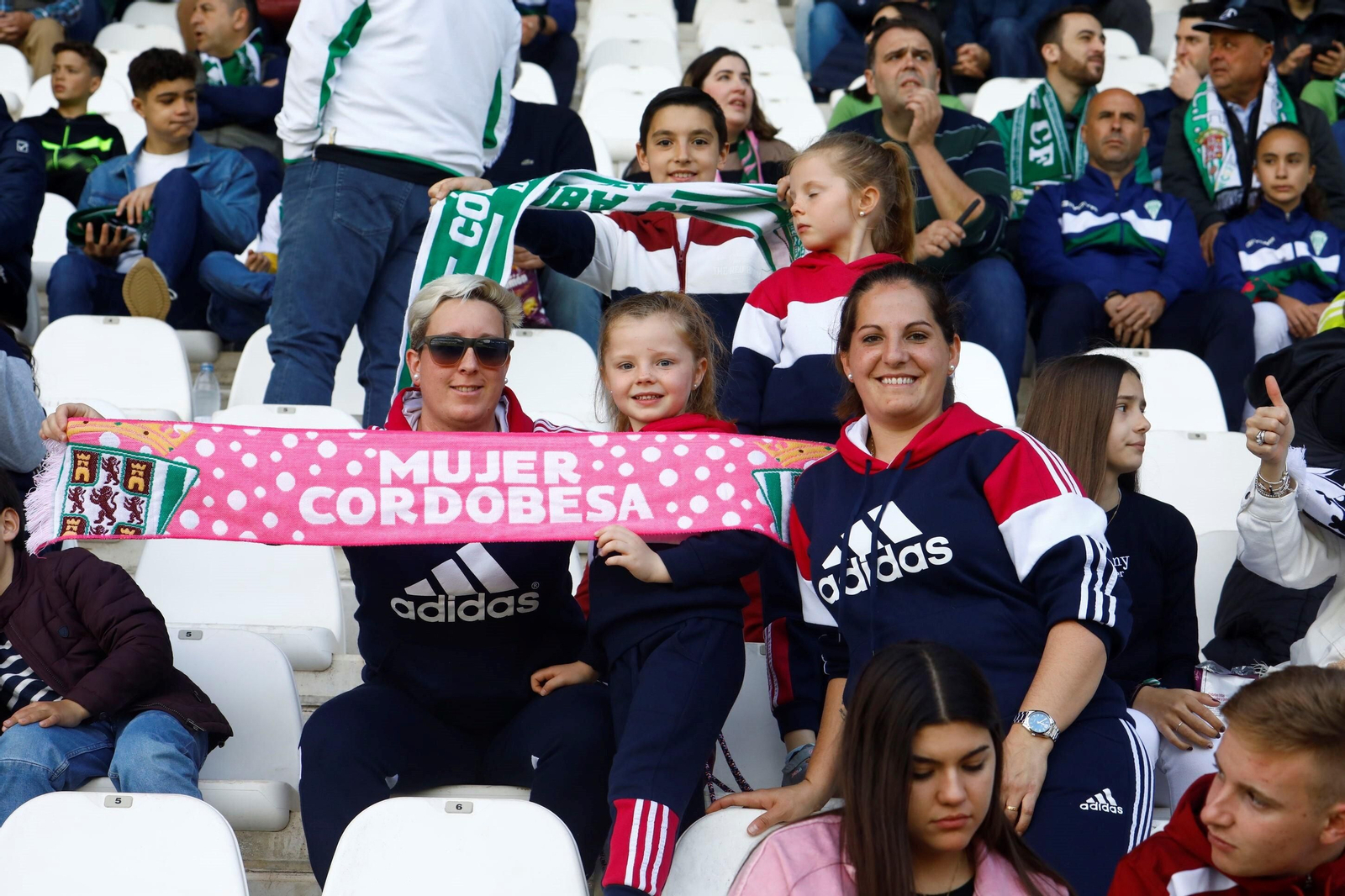 Las mejores fotos del ambiente en El Arcángel en el Córdoba CF - Ceuta
