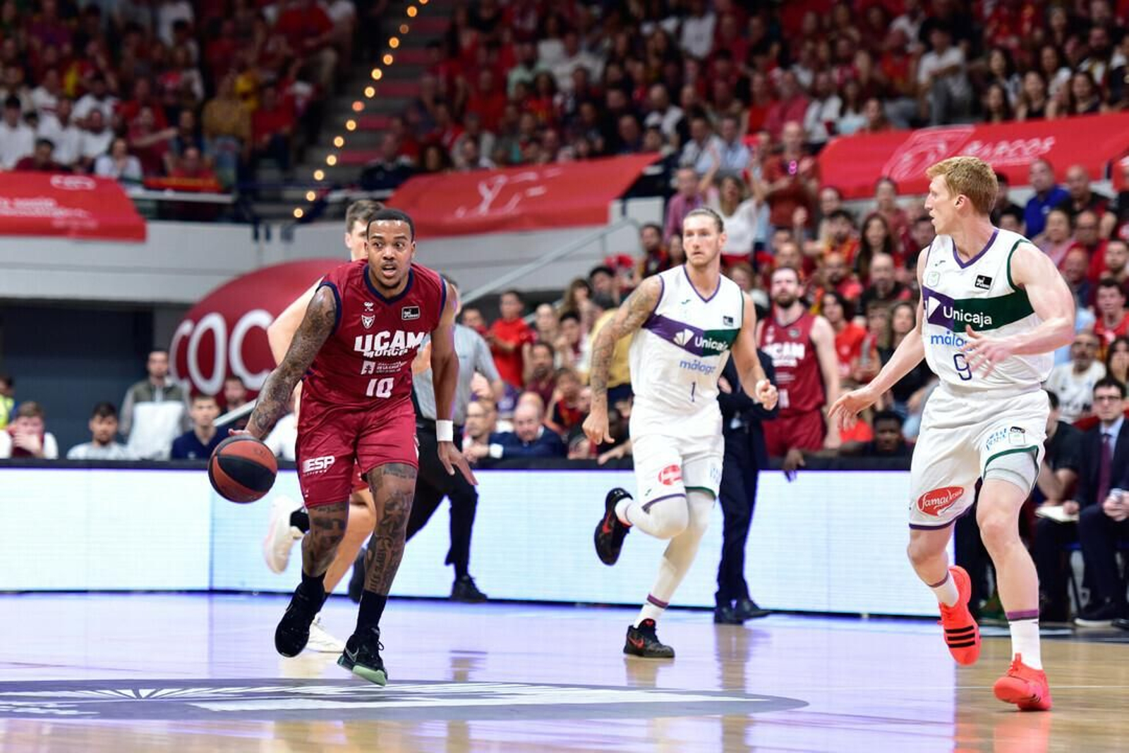 Las fotos del UCAM Murcia - Unicaja, 3º partido de semifinales de la ACB