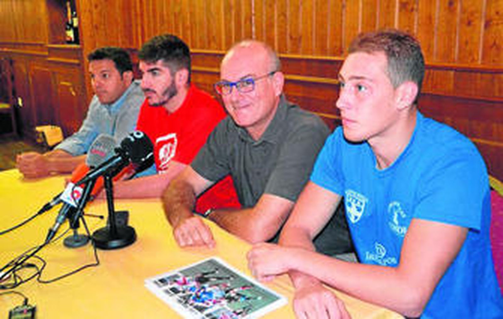 Jiménez, Neury, Palanca y Carrasco, en uno de los restaurantes Lamarca de la capital almeriense.