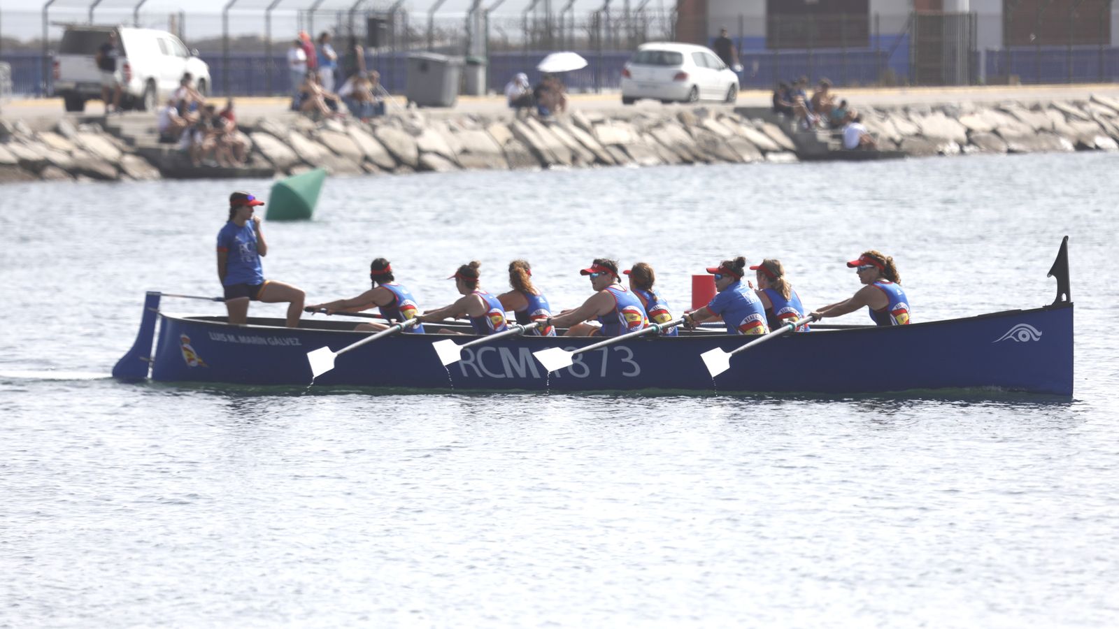 Las fotos de la primera jornada del Campeonato de España de remo en banco fijo LLaut de La Línea